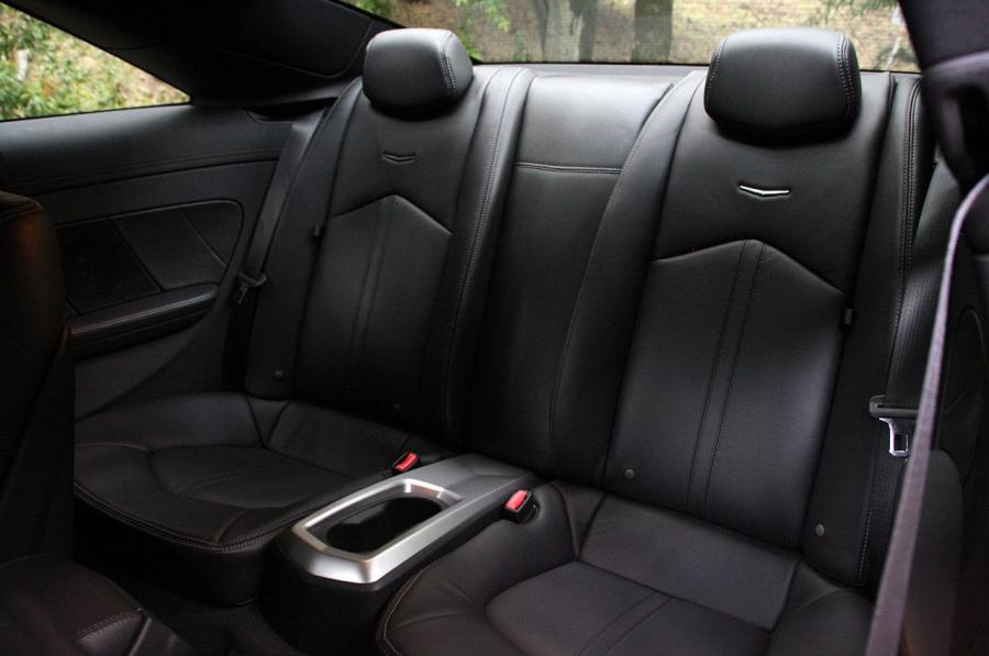  Cadillac CTS Coupe 2011 года  (фото 57 из 128)